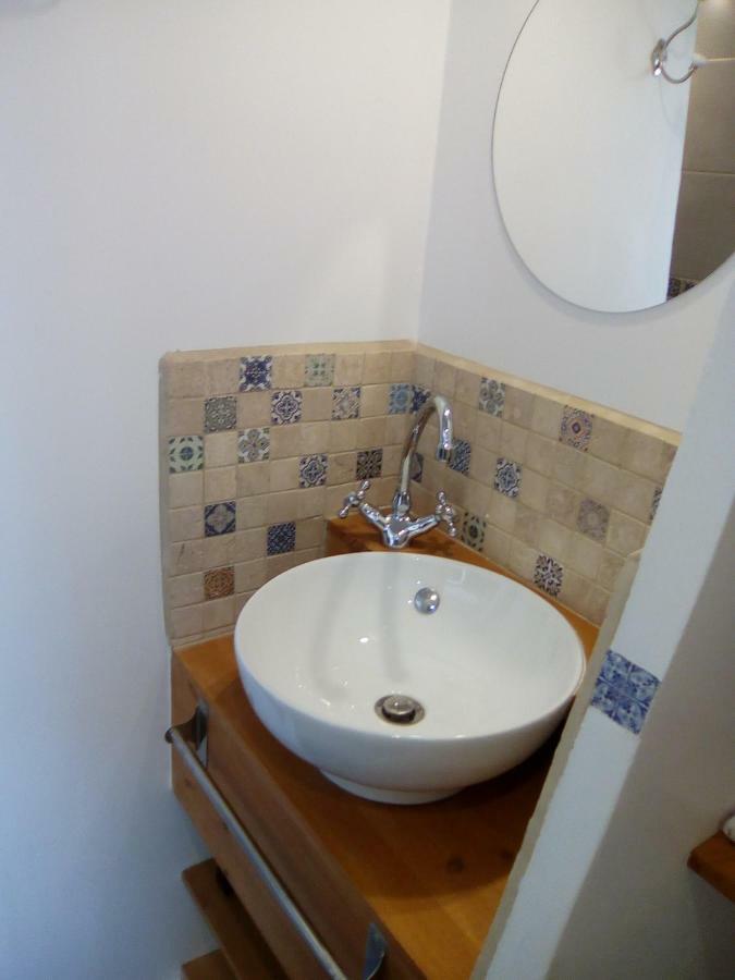 Appartement Tranquille au PANIER face à la mer à Marseille Extérieur photo
